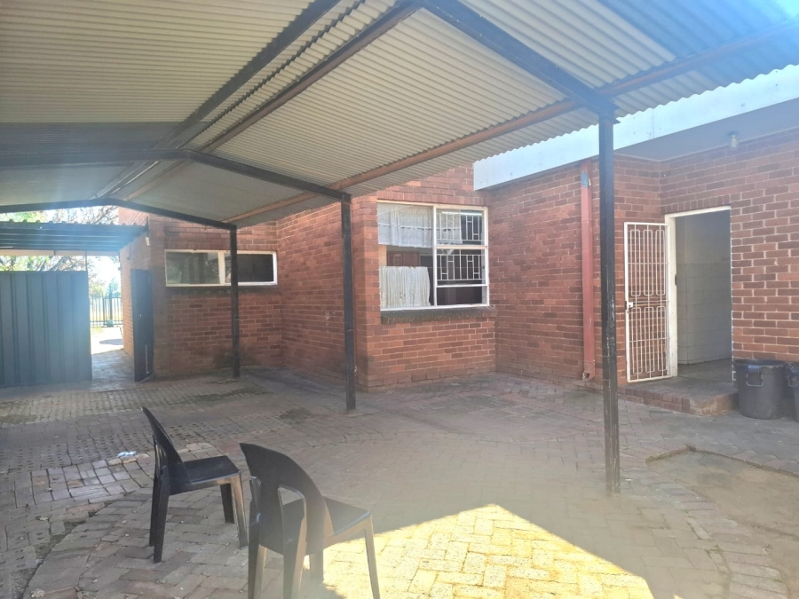 10 Bedroom Property for Sale in Universitas Free State